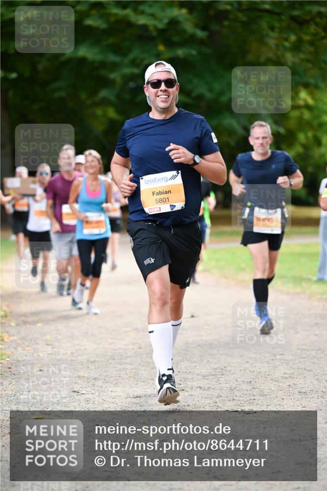 31.08.2025 - 21. Blankeneser Heldenlauf Dr. Thomas Lammeyer http://msf.ph/oto/8644711 31.08.2025 11:13:59 Laufen 5801 meine-sportfotos.de