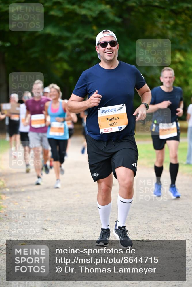 31.08.2025 - 21. Blankeneser Heldenlauf Dr. Thomas Lammeyer http://msf.ph/oto/8644715 31.08.2025 11:13:59 Laufen 5801 meine-sportfotos.de
