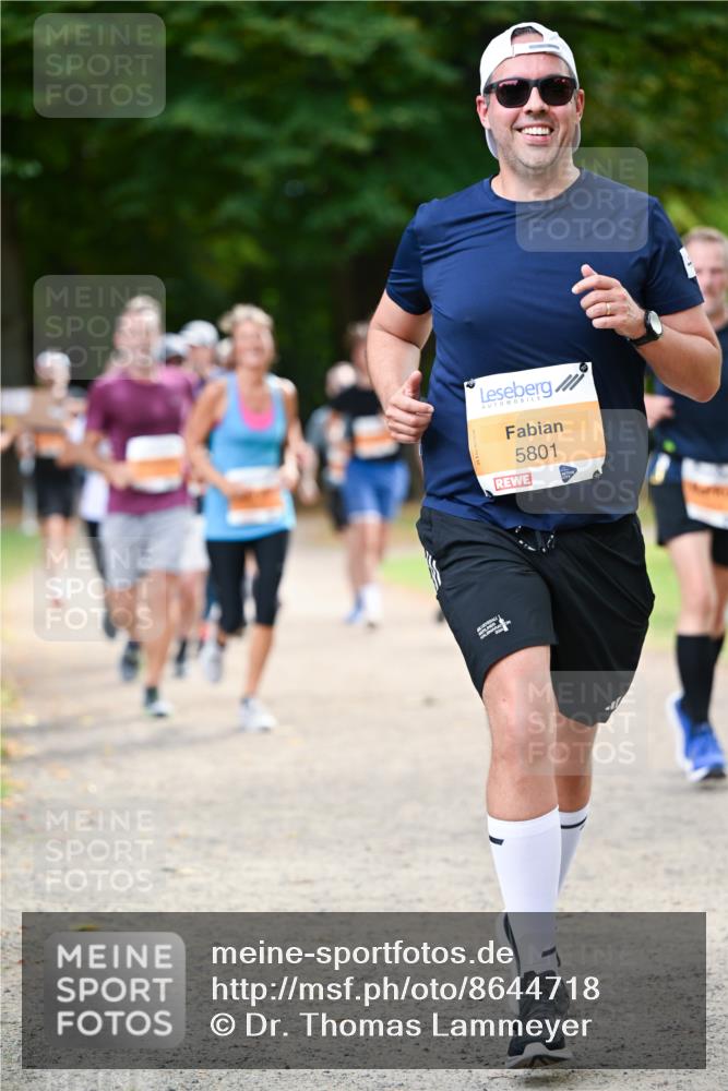 31.08.2025 - 21. Blankeneser Heldenlauf Dr. Thomas Lammeyer http://msf.ph/oto/8644718 31.08.2025 11:14:00 Laufen 5801 meine-sportfotos.de