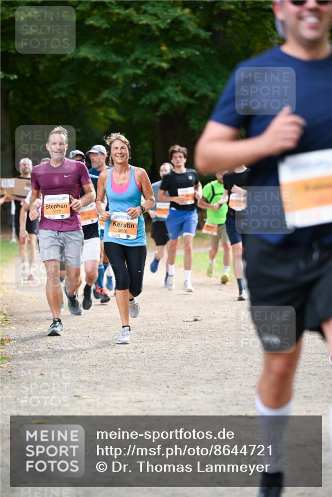 31.08.2025 - 21. Blankeneser Heldenlauf Dr. Thomas Lammeyer http://msf.ph/oto/8644721 31.08.2025 11:14:00 Laufen 5677, 5832, 5616 meine-sportfotos.de