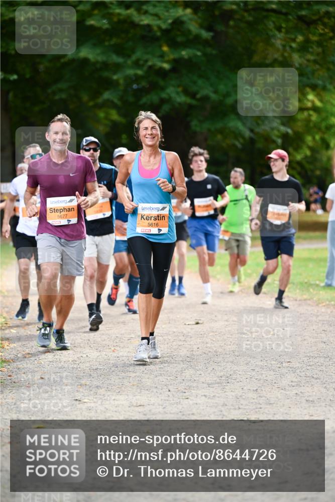 31.08.2025 - 21. Blankeneser Heldenlauf Dr. Thomas Lammeyer http://msf.ph/oto/8644726 31.08.2025 11:14:01 Laufen 5677, 5616 meine-sportfotos.de