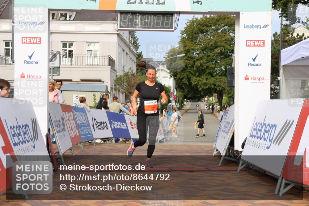 31.08.2025 - 21. Blankeneser Heldenlauf Strokosch-Dieckow http://msf.ph/oto/8644792 31.08.2025 10:03:00 Ziel 1122, 1179 meine-sportfotos.de
