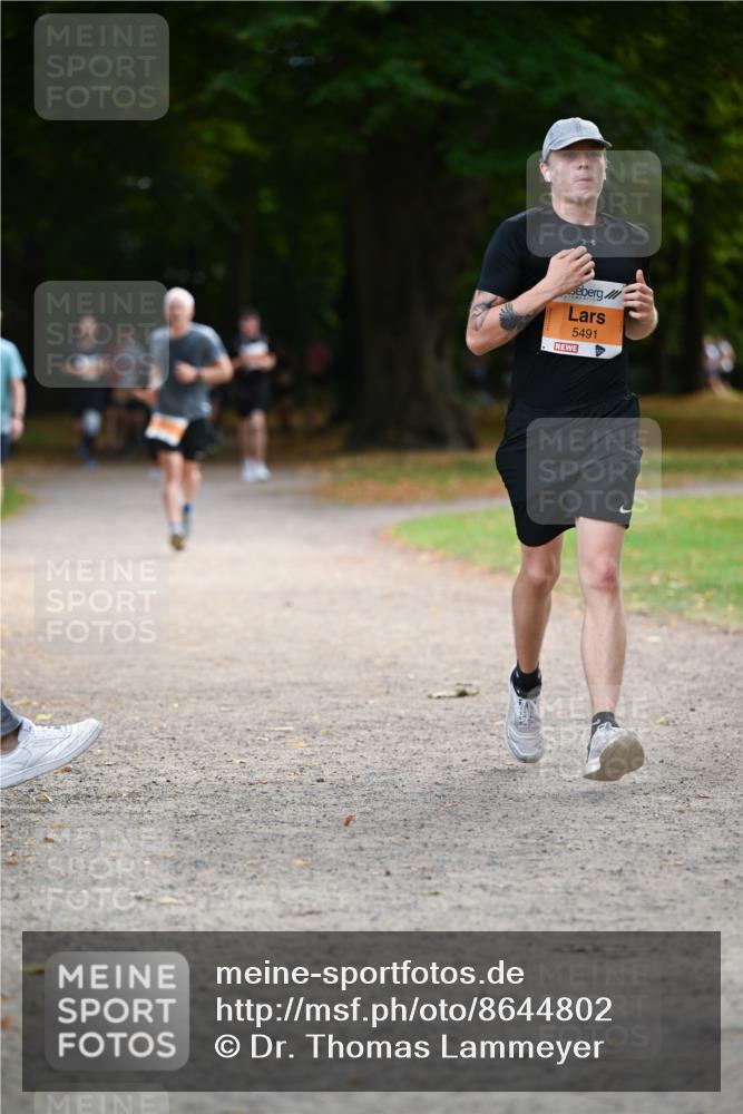 31.08.2025 - 21. Blankeneser Heldenlauf Dr. Thomas Lammeyer http://msf.ph/oto/8644802 31.08.2025 11:14:11 Laufen 5491 meine-sportfotos.de