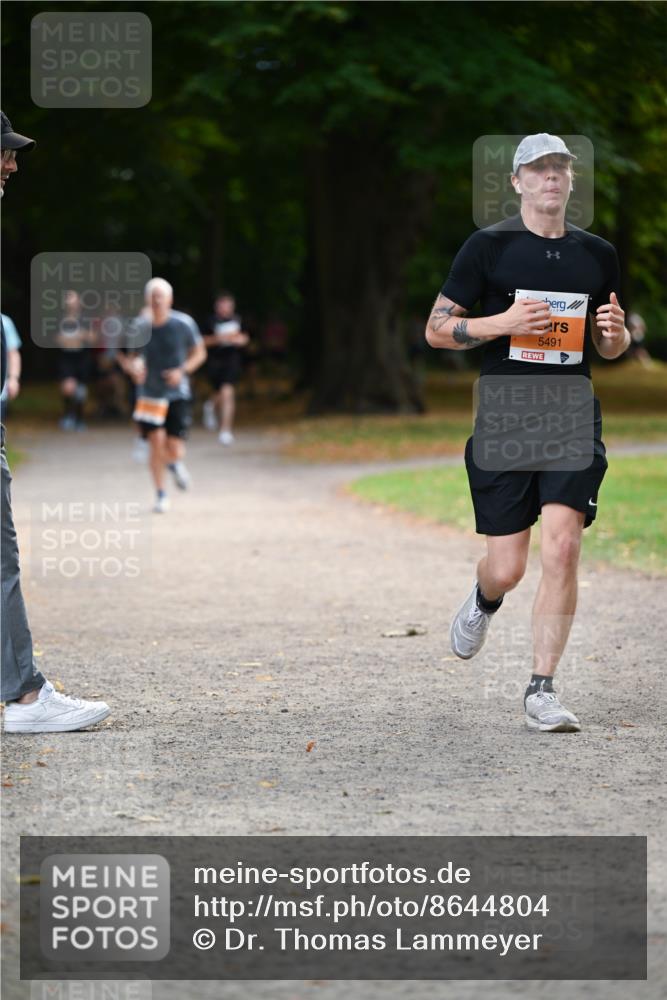 31.08.2025 - 21. Blankeneser Heldenlauf Dr. Thomas Lammeyer http://msf.ph/oto/8644804 31.08.2025 11:14:12 Laufen 5491 meine-sportfotos.de