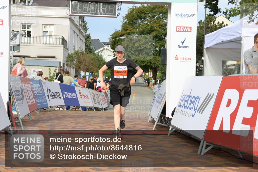 31.08.2025 - 21. Blankeneser Heldenlauf Strokosch-Dieckow http://msf.ph/oto/8644816 31.08.2025 10:02:53 Ziel 1122 meine-sportfotos.de