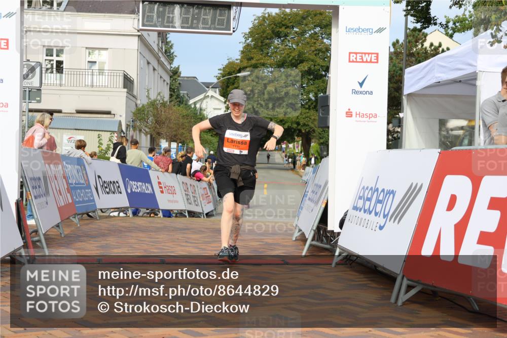 31.08.2025 - 21. Blankeneser Heldenlauf Strokosch-Dieckow http://msf.ph/oto/8644829 31.08.2025 10:02:53 Ziel 1122 meine-sportfotos.de