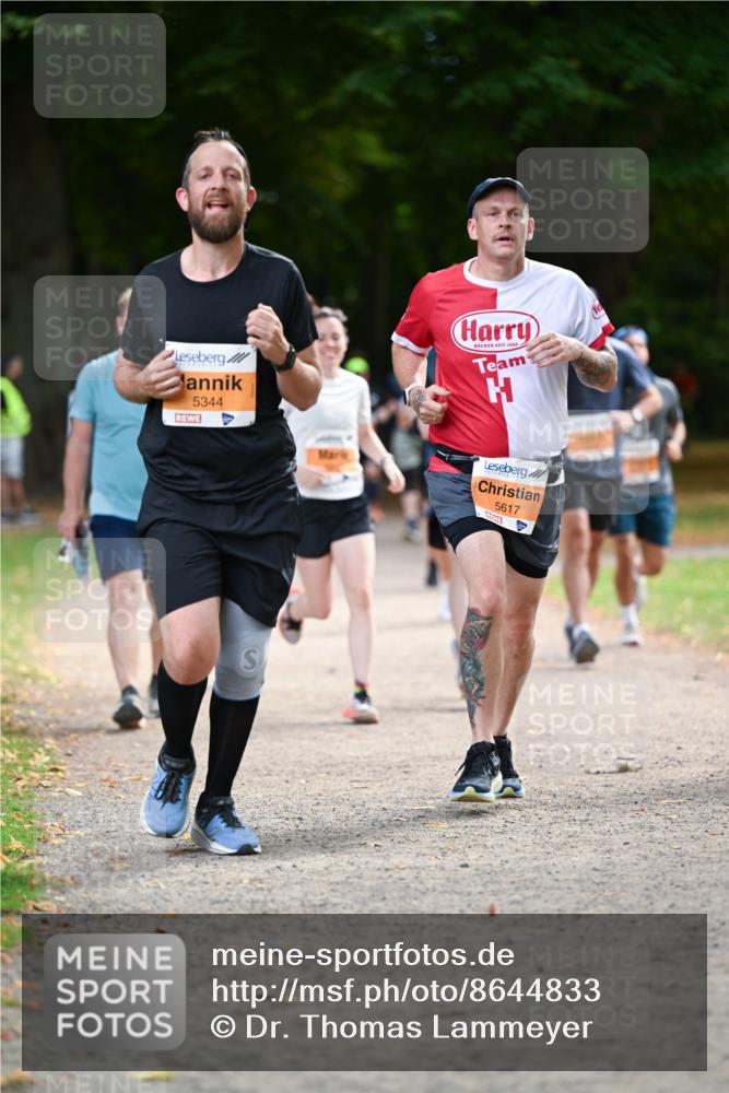 31.08.2025 - 21. Blankeneser Heldenlauf Dr. Thomas Lammeyer http://msf.ph/oto/8644833 31.08.2025 11:14:25 Laufen 5344, 1688, 5617 meine-sportfotos.de
