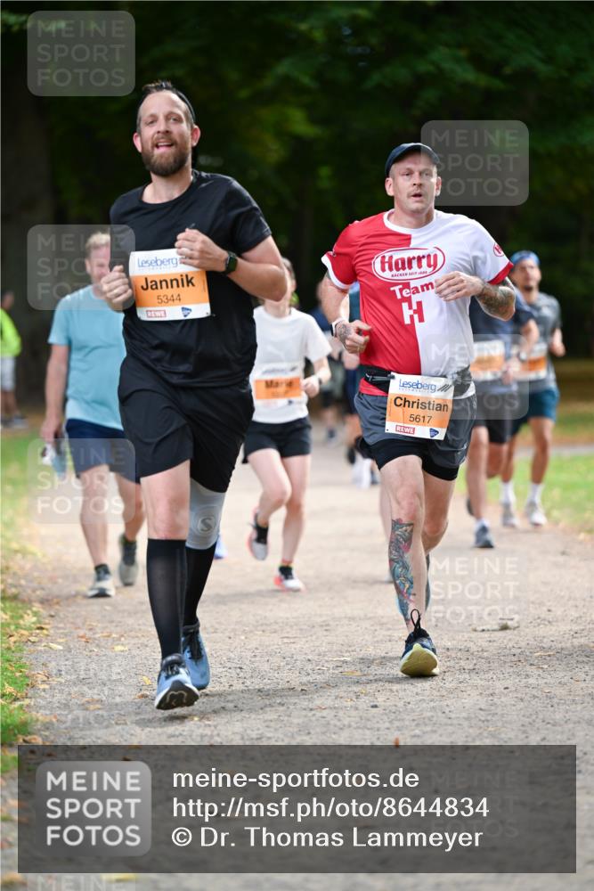 31.08.2025 - 21. Blankeneser Heldenlauf Dr. Thomas Lammeyer http://msf.ph/oto/8644834 31.08.2025 11:14:25 Laufen 5344, 1688, 5617 meine-sportfotos.de