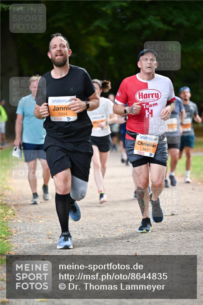 31.08.2025 - 21. Blankeneser Heldenlauf Dr. Thomas Lammeyer http://msf.ph/oto/8644835 31.08.2025 11:14:25 Laufen 5344, 1688, 5617 meine-sportfotos.de