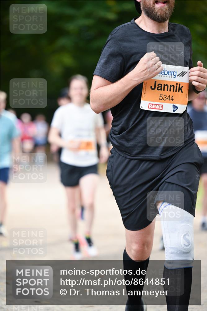 31.08.2025 - 21. Blankeneser Heldenlauf Dr. Thomas Lammeyer http://msf.ph/oto/8644851 31.08.2025 11:14:26 Laufen 21, 1, 5344 meine-sportfotos.de