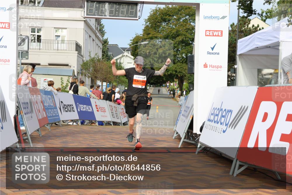 31.08.2025 - 21. Blankeneser Heldenlauf Strokosch-Dieckow http://msf.ph/oto/8644856 31.08.2025 10:02:52 Ziel 1122 meine-sportfotos.de