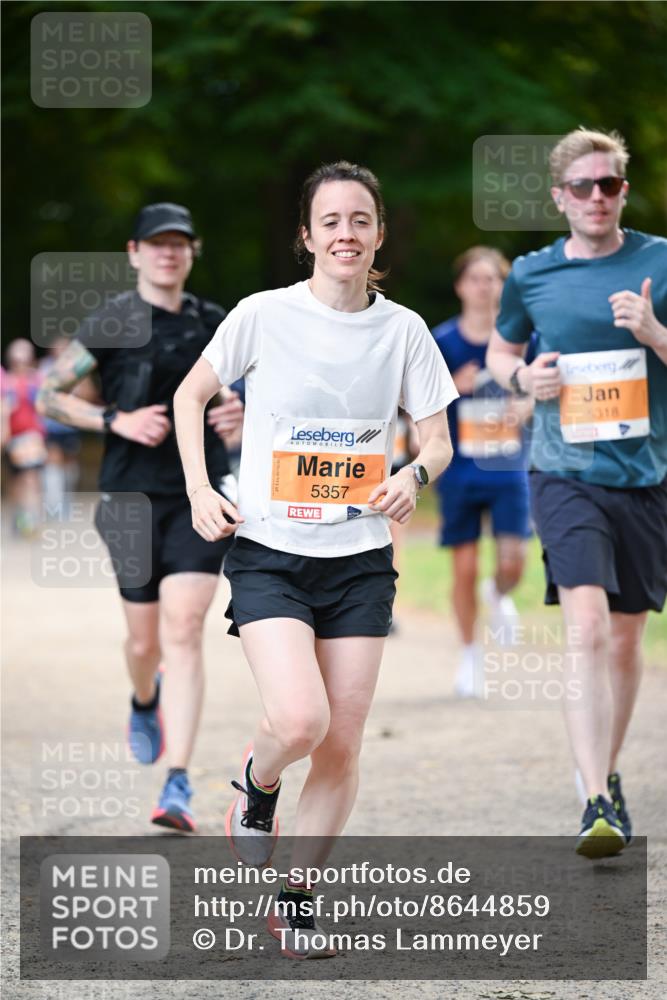 31.08.2025 - 21. Blankeneser Heldenlauf Dr. Thomas Lammeyer http://msf.ph/oto/8644859 31.08.2025 11:14:27 Laufen 5357, 5318 meine-sportfotos.de