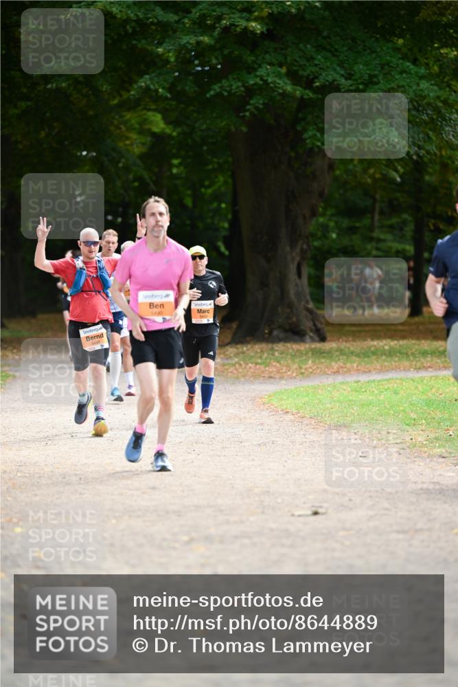 31.08.2025 - 21. Blankeneser Heldenlauf Dr. Thomas Lammeyer http://msf.ph/oto/8644889 31.08.2025 11:14:31 Laufen 5480, 5449 meine-sportfotos.de