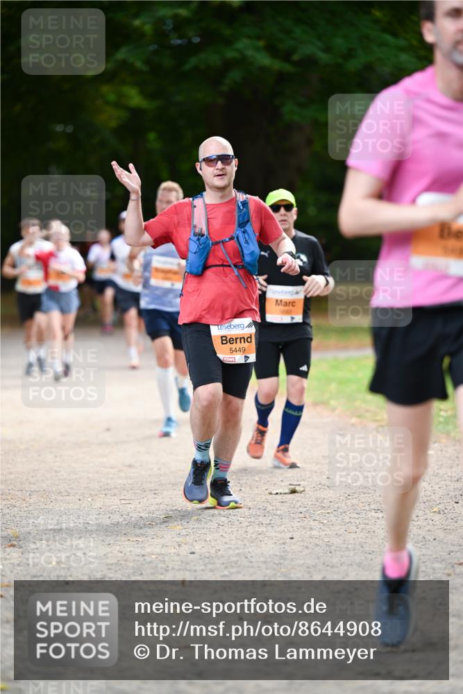 31.08.2025 - 21. Blankeneser Heldenlauf Dr. Thomas Lammeyer http://msf.ph/oto/8644908 31.08.2025 11:14:35 Laufen 5449, 5600 meine-sportfotos.de
