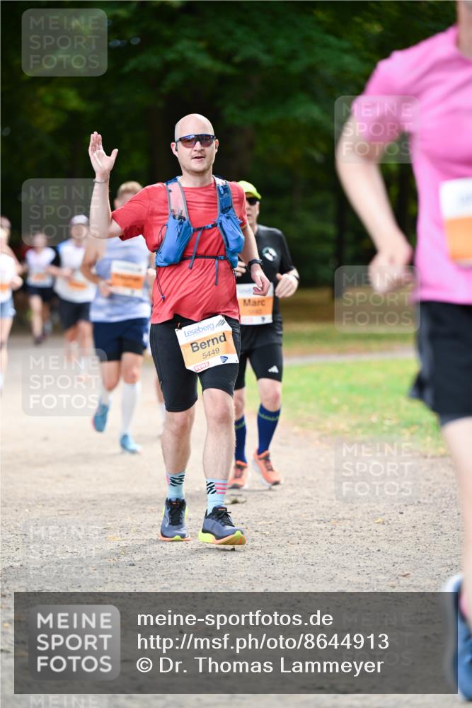 31.08.2025 - 21. Blankeneser Heldenlauf Dr. Thomas Lammeyer http://msf.ph/oto/8644913 31.08.2025 11:14:35 Laufen 5449 meine-sportfotos.de