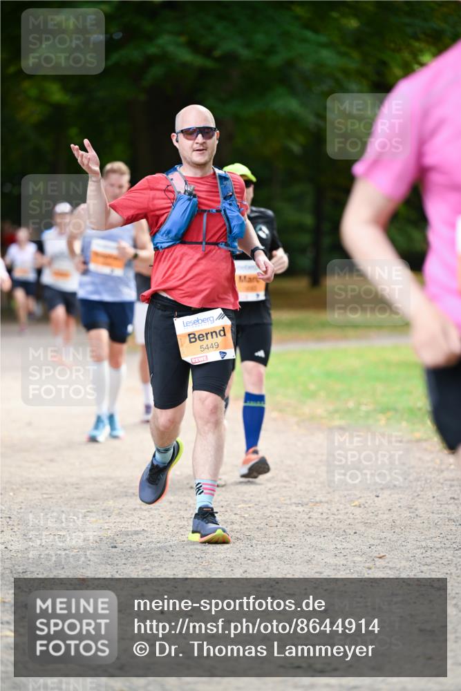 31.08.2025 - 21. Blankeneser Heldenlauf Dr. Thomas Lammeyer http://msf.ph/oto/8644914 31.08.2025 11:14:36 Laufen 5449 meine-sportfotos.de