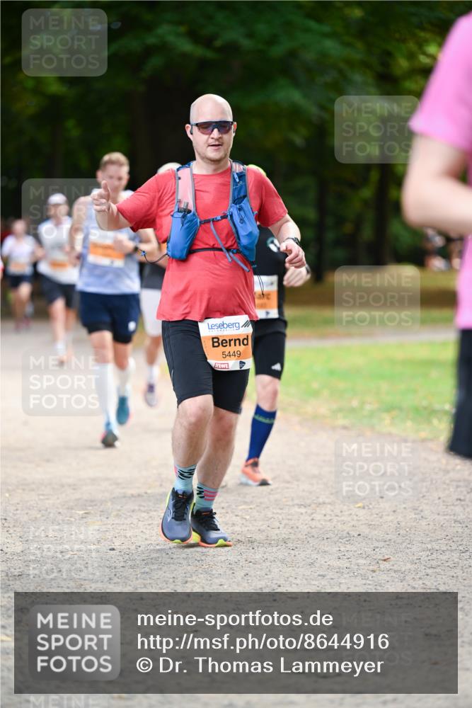 31.08.2025 - 21. Blankeneser Heldenlauf Dr. Thomas Lammeyer http://msf.ph/oto/8644916 31.08.2025 11:14:36 Laufen 5449 meine-sportfotos.de