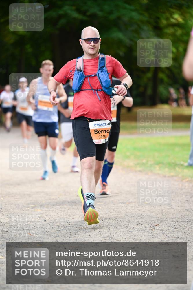 31.08.2025 - 21. Blankeneser Heldenlauf Dr. Thomas Lammeyer http://msf.ph/oto/8644918 31.08.2025 11:14:36 Laufen 5449 meine-sportfotos.de