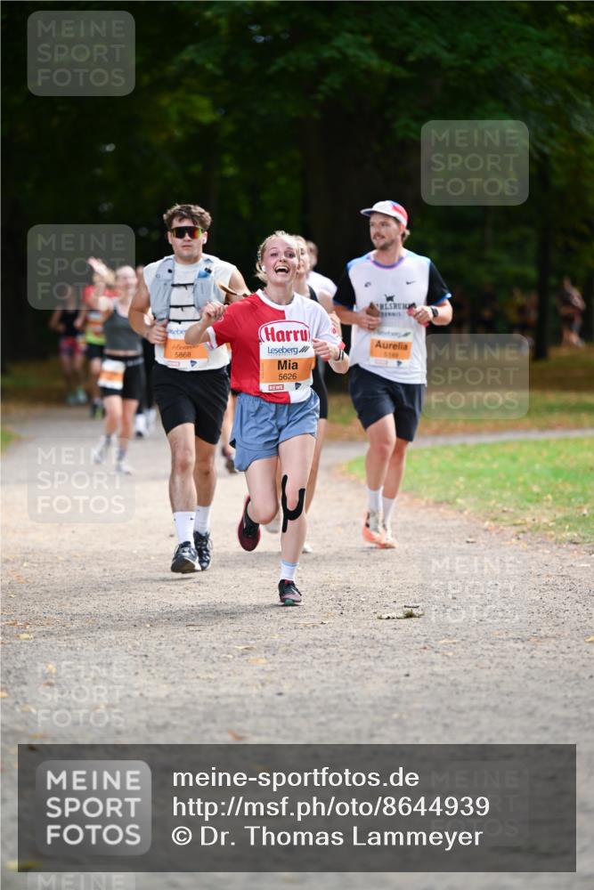 31.08.2025 - 21. Blankeneser Heldenlauf Dr. Thomas Lammeyer http://msf.ph/oto/8644939 31.08.2025 11:14:40 Laufen 5868, 5626 meine-sportfotos.de