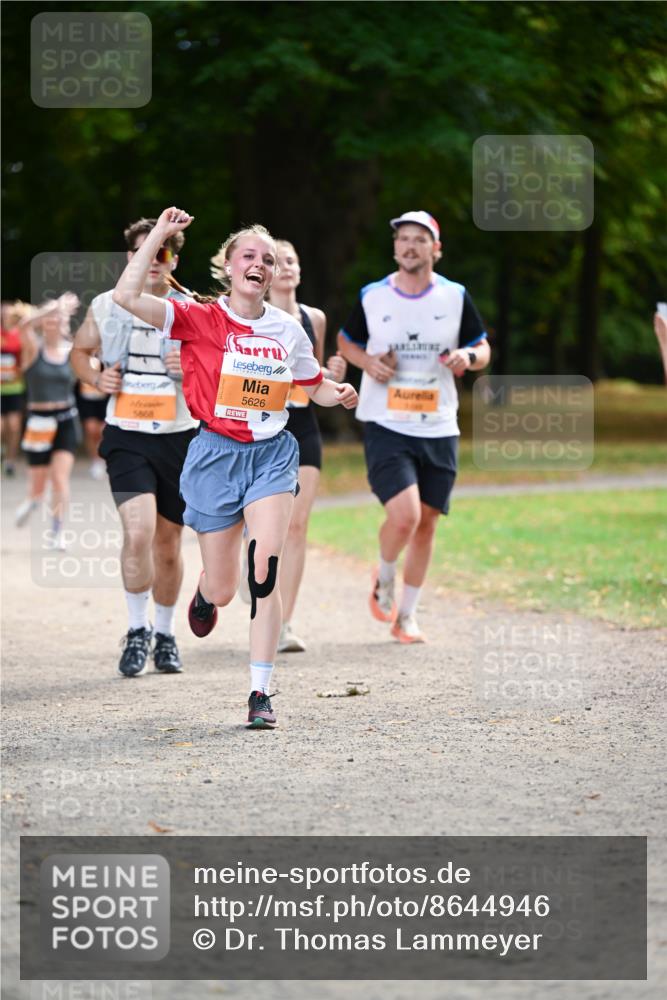31.08.2025 - 21. Blankeneser Heldenlauf Dr. Thomas Lammeyer http://msf.ph/oto/8644946 31.08.2025 11:14:40 Laufen 5626, 5868 meine-sportfotos.de