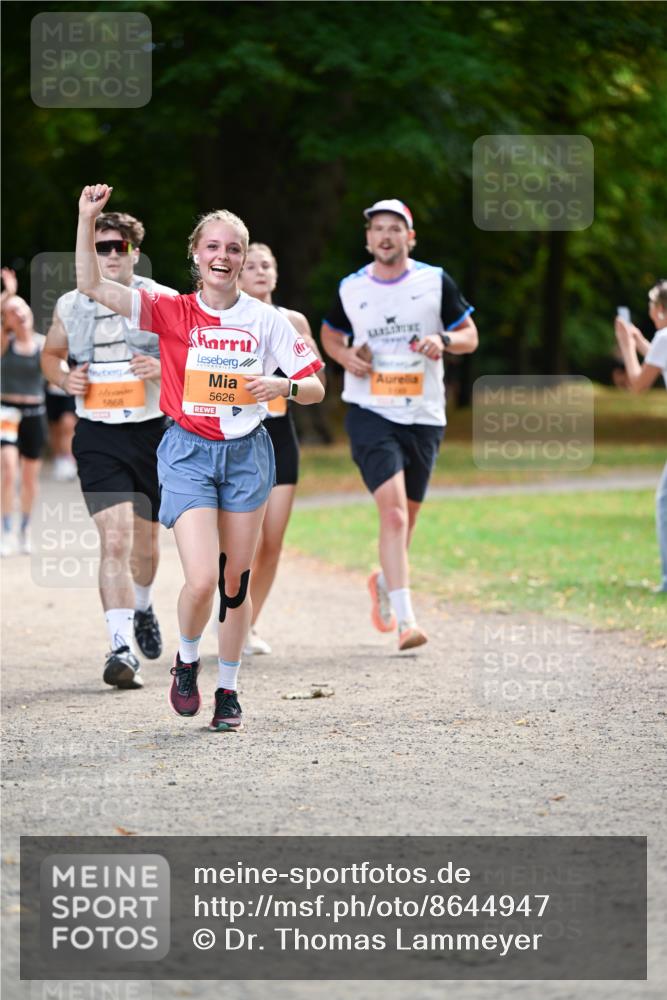 31.08.2025 - 21. Blankeneser Heldenlauf Dr. Thomas Lammeyer http://msf.ph/oto/8644947 31.08.2025 11:14:41 Laufen 5868, 5626 meine-sportfotos.de