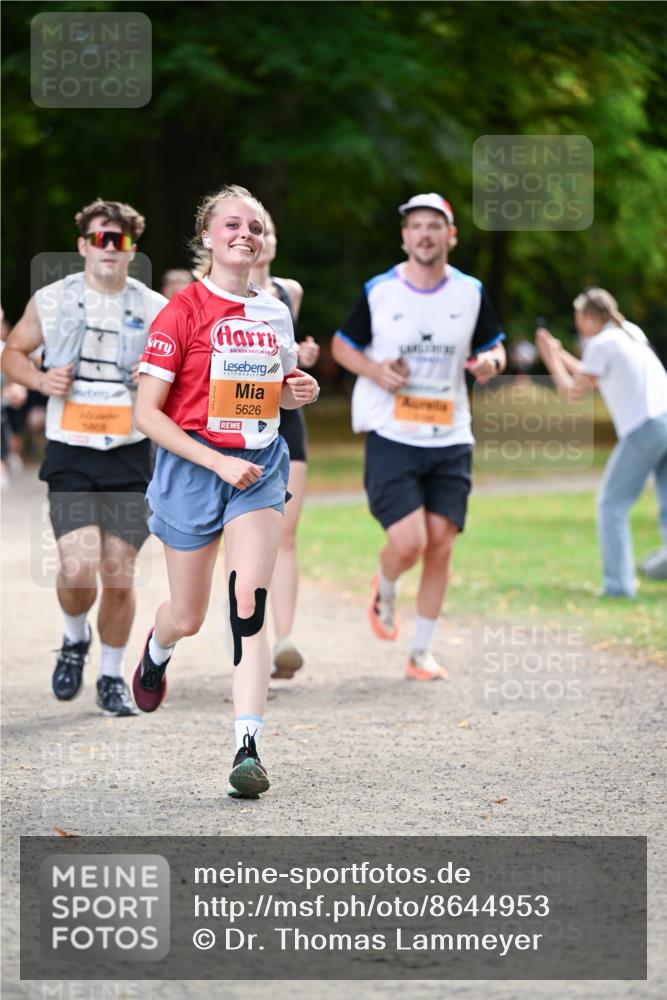 31.08.2025 - 21. Blankeneser Heldenlauf Dr. Thomas Lammeyer http://msf.ph/oto/8644953 31.08.2025 11:14:41 Laufen 5808, 1688, 5626 meine-sportfotos.de