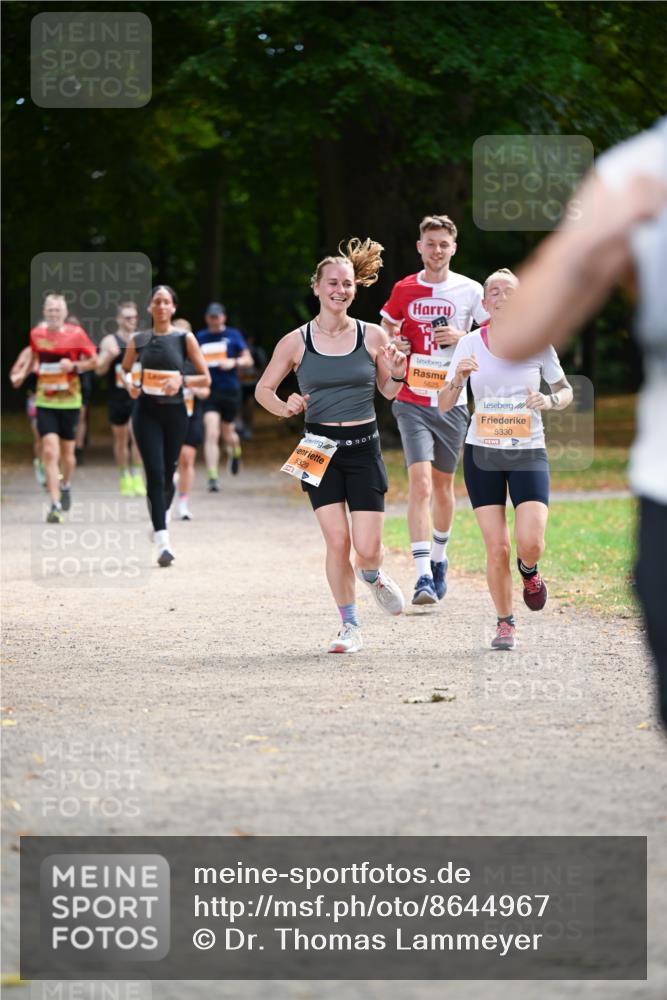 31.08.2025 - 21. Blankeneser Heldenlauf Dr. Thomas Lammeyer http://msf.ph/oto/8644967 31.08.2025 11:14:44 Laufen 5329, 5625, 5330 meine-sportfotos.de