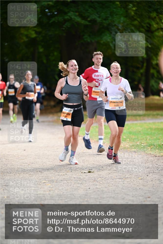 31.08.2025 - 21. Blankeneser Heldenlauf Dr. Thomas Lammeyer http://msf.ph/oto/8644970 31.08.2025 11:14:44 Laufen 5329, 5330 meine-sportfotos.de