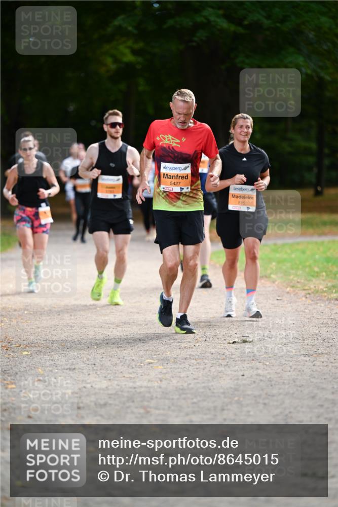 31.08.2025 - 21. Blankeneser Heldenlauf Dr. Thomas Lammeyer http://msf.ph/oto/8645015 31.08.2025 11:14:50 Laufen 5427, 5153 meine-sportfotos.de