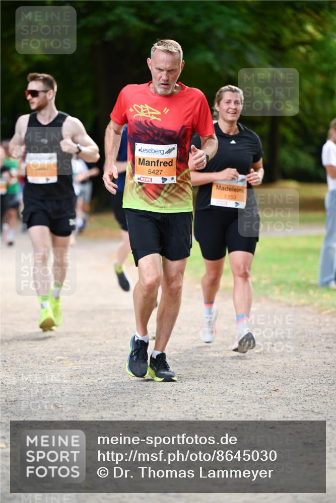 31.08.2025 - 21. Blankeneser Heldenlauf Dr. Thomas Lammeyer http://msf.ph/oto/8645030 31.08.2025 11:14:51 Laufen 5427, 5153 meine-sportfotos.de