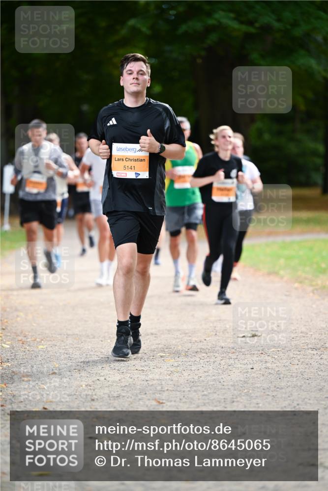 31.08.2025 - 21. Blankeneser Heldenlauf Dr. Thomas Lammeyer http://msf.ph/oto/8645065 31.08.2025 11:14:56 Laufen 5141 meine-sportfotos.de