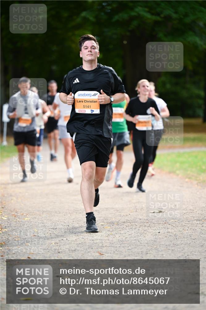 31.08.2025 - 21. Blankeneser Heldenlauf Dr. Thomas Lammeyer http://msf.ph/oto/8645067 31.08.2025 11:14:56 Laufen 5141 meine-sportfotos.de