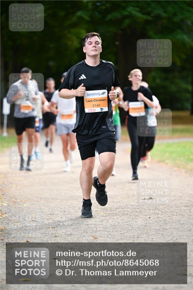 31.08.2025 - 21. Blankeneser Heldenlauf Dr. Thomas Lammeyer http://msf.ph/oto/8645068 31.08.2025 11:14:57 Laufen 5141 meine-sportfotos.de