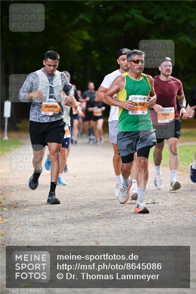 31.08.2025 - 21. Blankeneser Heldenlauf Dr. Thomas Lammeyer http://msf.ph/oto/8645086 31.08.2025 11:14:59 Laufen 5343, 5514, 5509, 8 meine-sportfotos.de