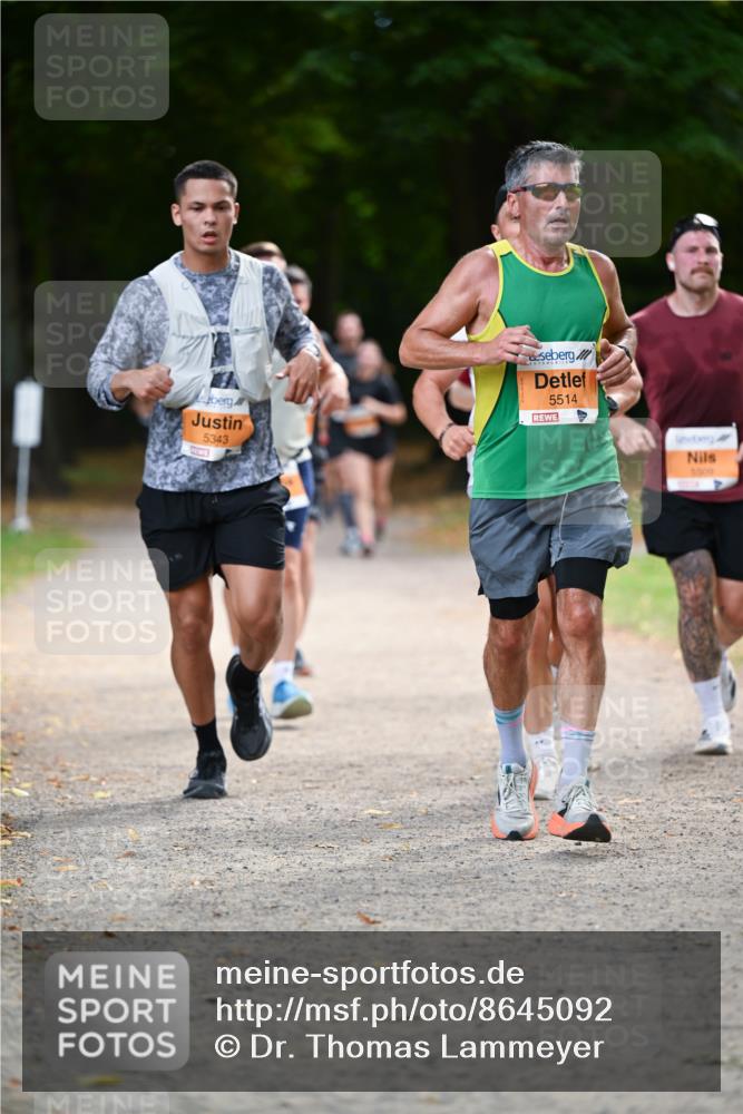 31.08.2025 - 21. Blankeneser Heldenlauf Dr. Thomas Lammeyer http://msf.ph/oto/8645092 31.08.2025 11:15:00 Laufen 5343, 5514, 5500 meine-sportfotos.de