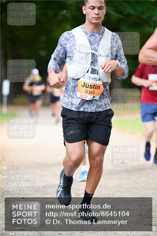 31.08.2025 - 21. Blankeneser Heldenlauf Dr. Thomas Lammeyer http://msf.ph/oto/8645104 31.08.2025 11:15:01 Laufen 5343 meine-sportfotos.de
