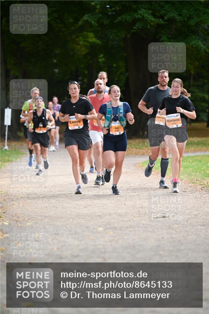 31.08.2025 - 21. Blankeneser Heldenlauf Dr. Thomas Lammeyer http://msf.ph/oto/8645133 31.08.2025 11:15:05 Laufen 5539, 5780, 5170, 5538 meine-sportfotos.de