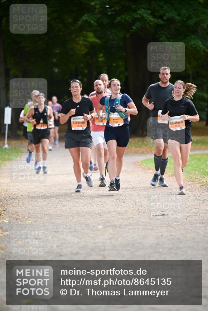 31.08.2025 - 21. Blankeneser Heldenlauf Dr. Thomas Lammeyer http://msf.ph/oto/8645135 31.08.2025 11:15:06 Laufen 5539, 5780, 5538 meine-sportfotos.de