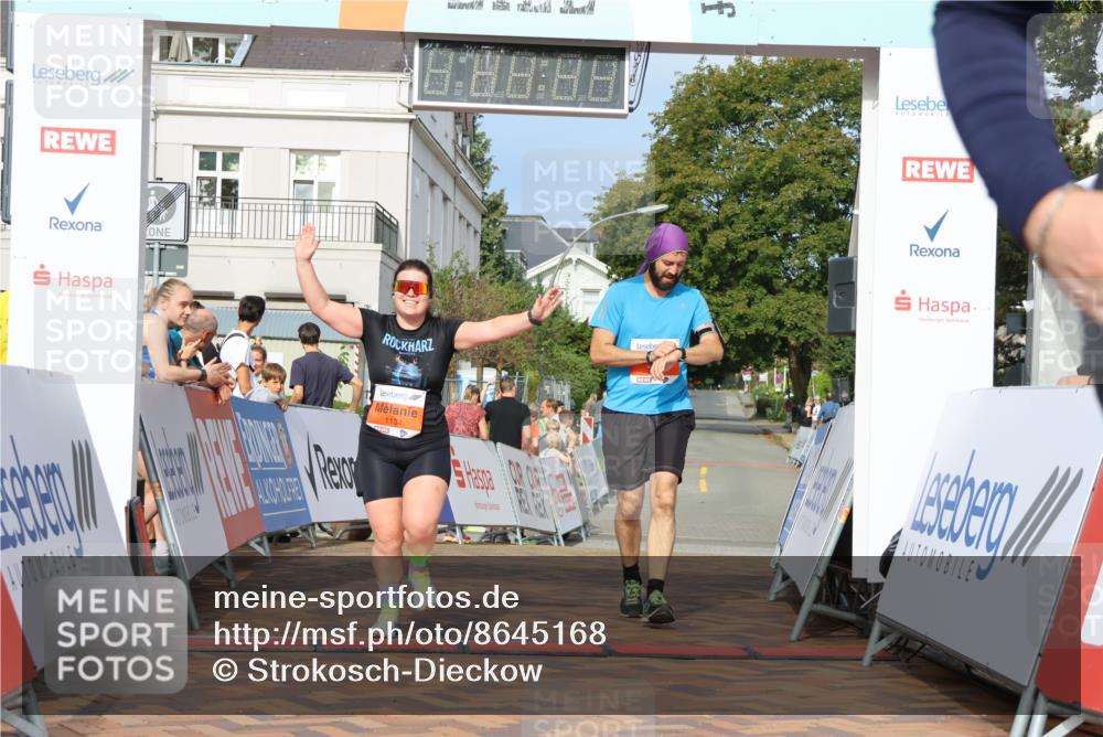 31.08.2025 - 21. Blankeneser Heldenlauf Strokosch-Dieckow http://msf.ph/oto/8645168 31.08.2025 09:58:29 Ziel 1135, 1134, 1021, 1055, 1089 meine-sportfotos.de