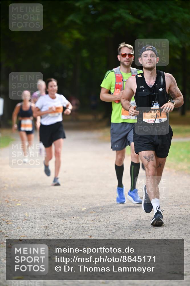31.08.2025 - 21. Blankeneser Heldenlauf Dr. Thomas Lammeyer http://msf.ph/oto/8645171 31.08.2025 11:15:11 Laufen 56, 9 meine-sportfotos.de