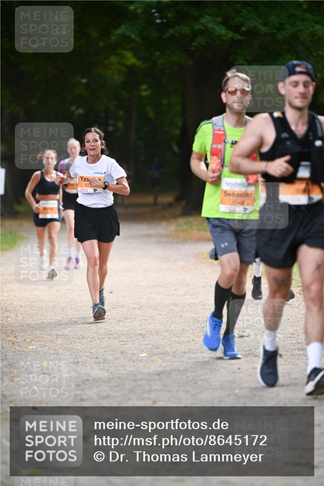 31.08.2025 - 21. Blankeneser Heldenlauf Dr. Thomas Lammeyer http://msf.ph/oto/8645172 31.08.2025 11:15:11 Laufen 573, 5600 meine-sportfotos.de
