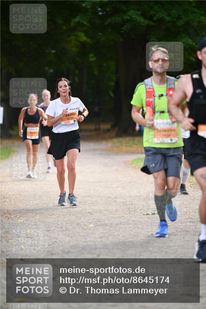 31.08.2025 - 21. Blankeneser Heldenlauf Dr. Thomas Lammeyer http://msf.ph/oto/8645174 31.08.2025 11:15:12 Laufen 5735, 5600 meine-sportfotos.de