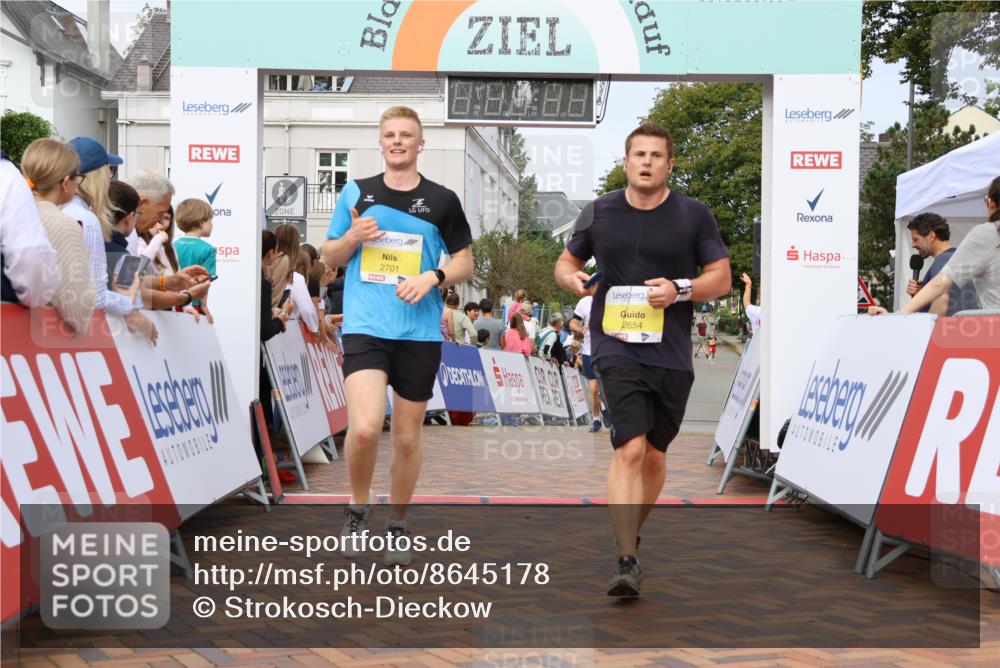 31.08.2025 - 21. Blankeneser Heldenlauf Strokosch-Dieckow http://msf.ph/oto/8645178 31.08.2025 10:23:07 Ziel 2654, 2701, 2293 meine-sportfotos.de