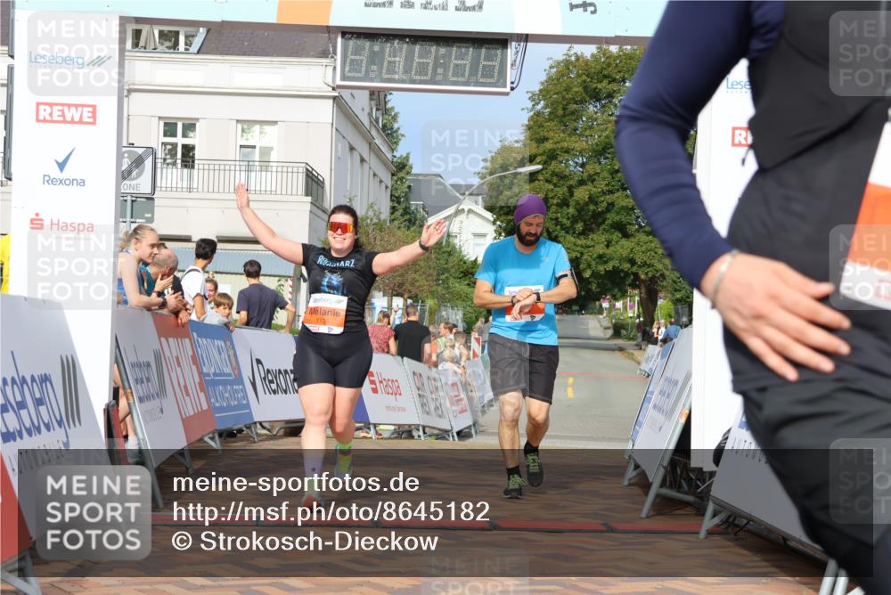 31.08.2025 - 21. Blankeneser Heldenlauf Strokosch-Dieckow http://msf.ph/oto/8645182 31.08.2025 09:58:29 Ziel 1135, 1134, 1021, 1055, 1089 meine-sportfotos.de