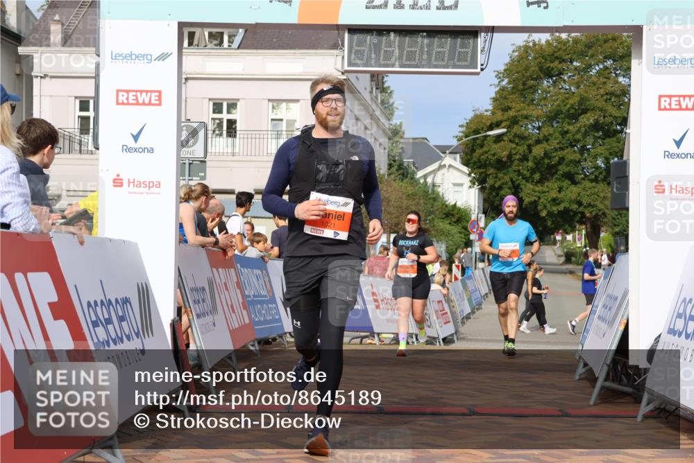 31.08.2025 - 21. Blankeneser Heldenlauf Strokosch-Dieckow http://msf.ph/oto/8645189 31.08.2025 09:58:27 Ziel 1135, 1134, 1021, 1055, 1089 meine-sportfotos.de