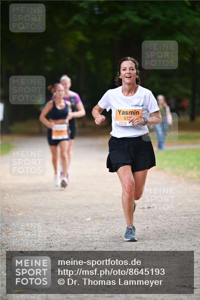 31.08.2025 - 21. Blankeneser Heldenlauf Dr. Thomas Lammeyer http://msf.ph/oto/8645193 31.08.2025 11:15:14 Laufen 573 meine-sportfotos.de
