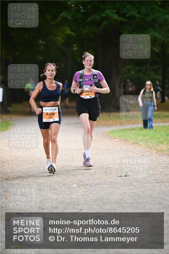 31.08.2025 - 21. Blankeneser Heldenlauf Dr. Thomas Lammeyer http://msf.ph/oto/8645205 31.08.2025 11:15:15 Laufen 5501, 5225 meine-sportfotos.de