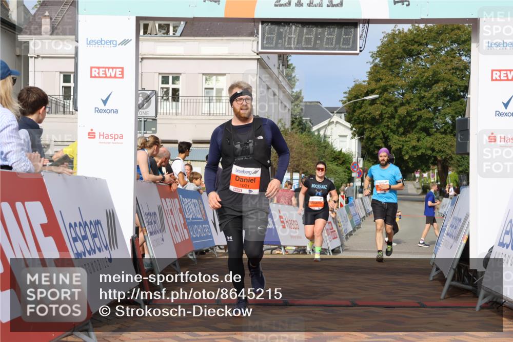 31.08.2025 - 21. Blankeneser Heldenlauf Strokosch-Dieckow http://msf.ph/oto/8645215 31.08.2025 09:58:27 Ziel 1135, 1134, 1021, 1055, 1089 meine-sportfotos.de