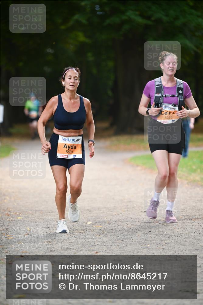 31.08.2025 - 21. Blankeneser Heldenlauf Dr. Thomas Lammeyer http://msf.ph/oto/8645217 31.08.2025 11:15:16 Laufen 5501, 10, 5225 meine-sportfotos.de