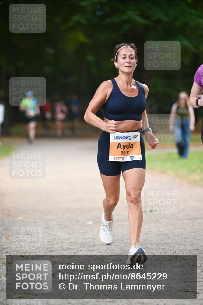 31.08.2025 - 21. Blankeneser Heldenlauf Dr. Thomas Lammeyer http://msf.ph/oto/8645229 31.08.2025 11:15:17 Laufen 5501 meine-sportfotos.de